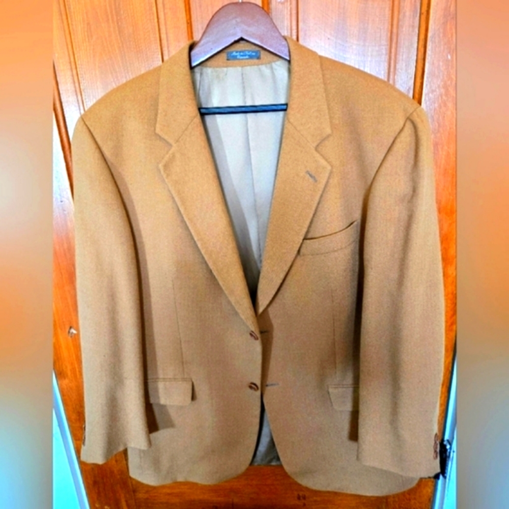Loro Piana x Saks IT LIST Herringbone 100% Camel Cashmere Blazer